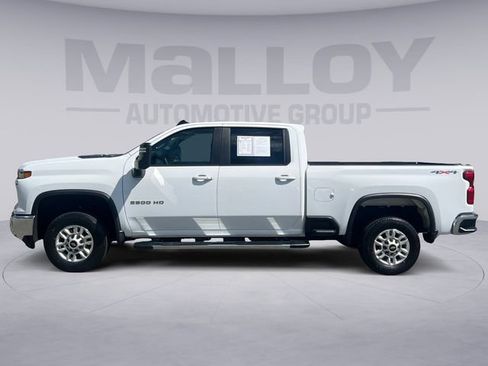 Used 2025 Chevrolet Silverado 2500 LT w/ Convenience Package AWD/4WD image 2
