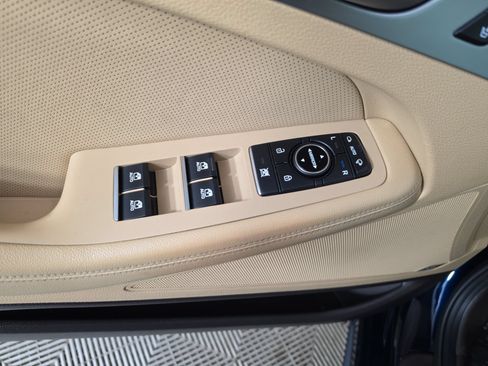 Used 2019 Genesis G80 3.8 image 17