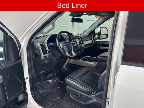Used 2021 Ford F250 Lariat w/ Lariat Ultimate Package AWD/4WD image 8