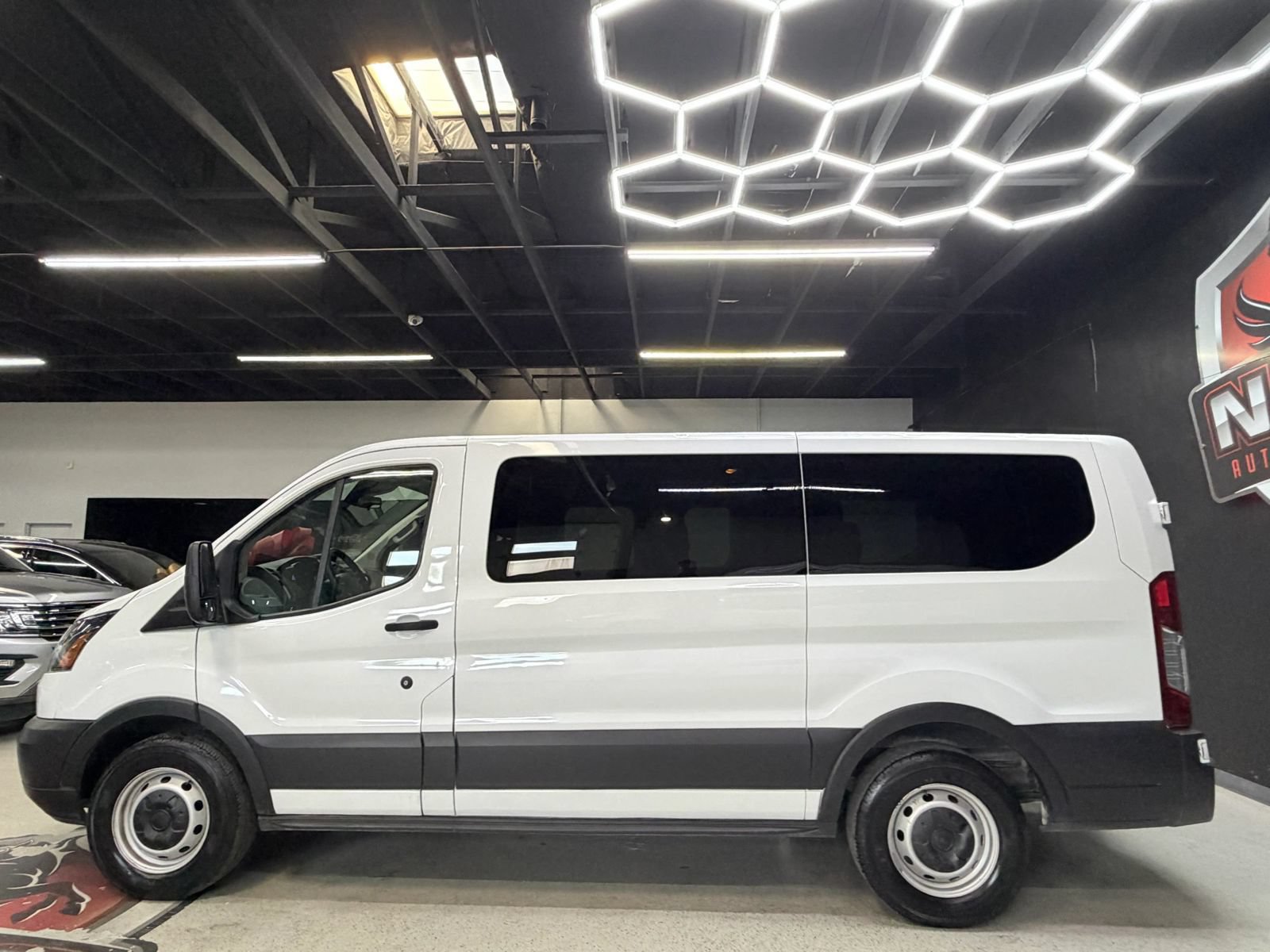 Used 2019 Ford Transit 150 XL RWD image 15