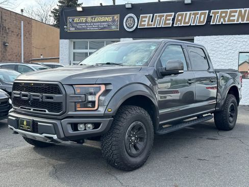 Used 2017 Ford F150 Raptor w/ Equipment Group 802A Luxury image 3