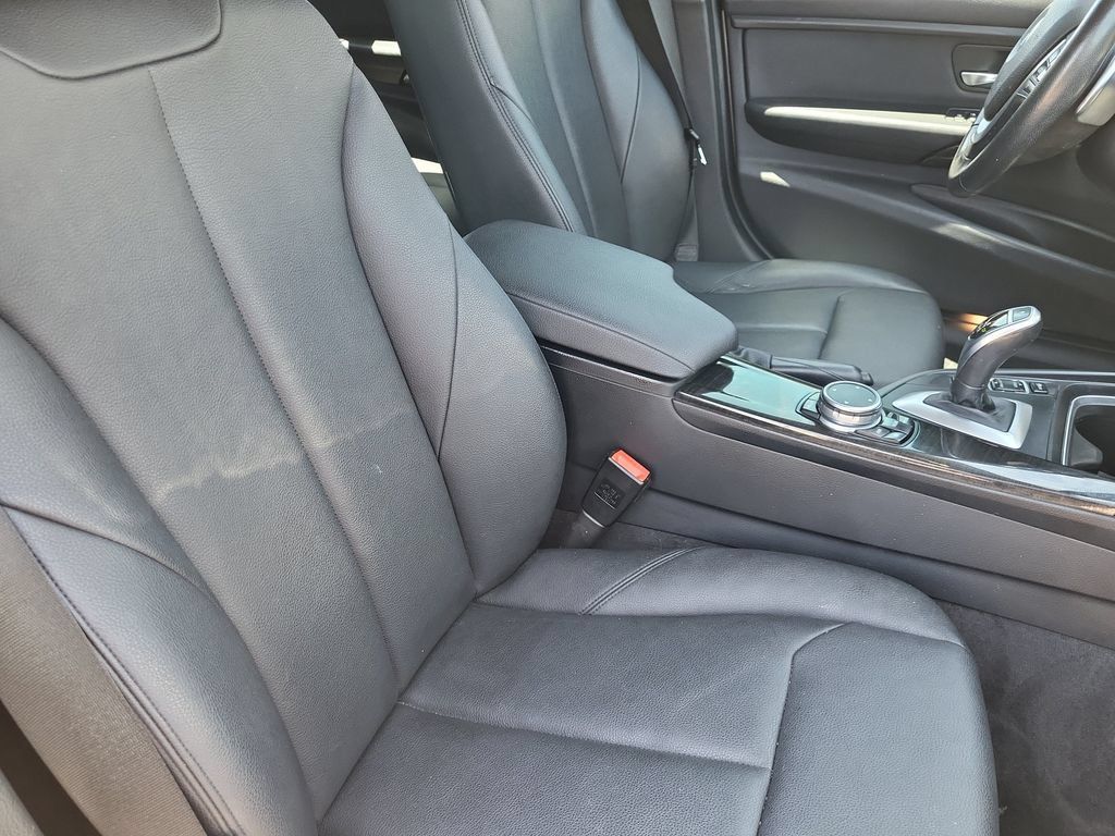 Used 2015 BMW 328i xDrive Wagon AWD/4WD image 23