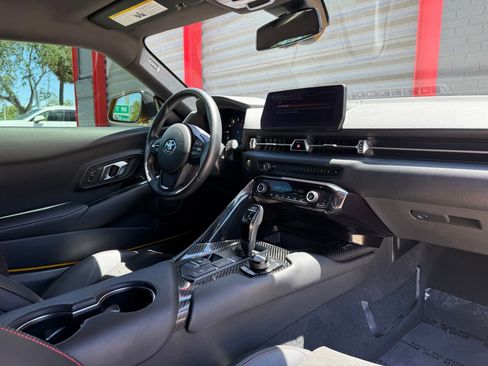 Used 2021 Toyota Supra RWD image 13