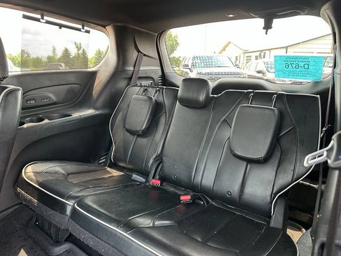 Used 2021 Chrysler Pacifica Limited w/ S Appearance Package AWD/4WD image 23