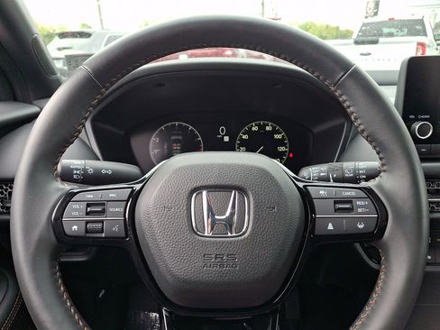 Used 2024 Honda HR-V Sport image 18