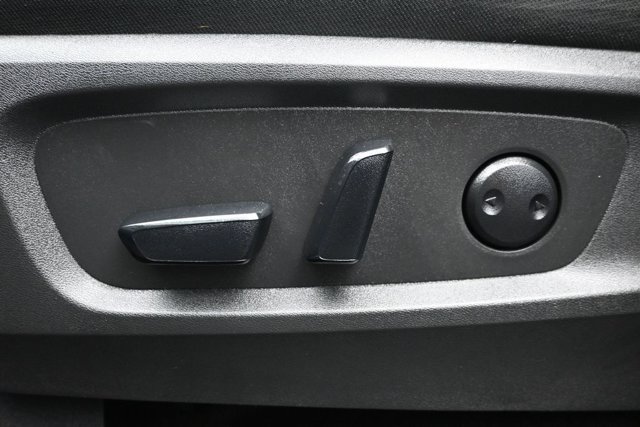 Used 2024 Nissan Pathfinder SV FWD image 10