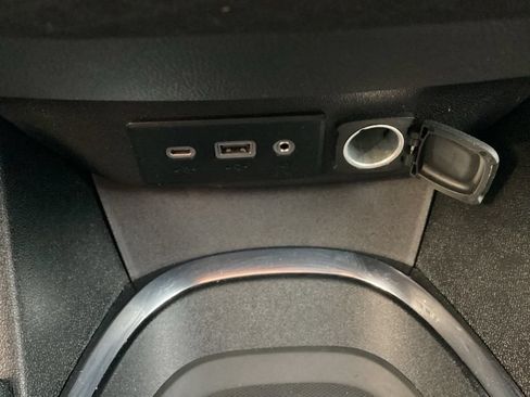 Used 2023 Chevrolet Malibu LT FWD image 19