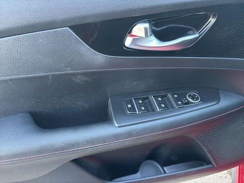 Used 2023 Kia Forte GT image 13