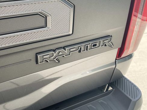 Used 2024 Ford F150 Raptor AWD/4WD image 9