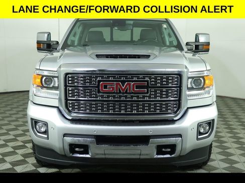 Used 2019 GMC Sierra 2500 Denali w/ Duramax Plus Package image 13