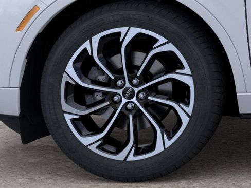 New 2026 Lincoln Nautilus Reserve AWD/4WD image 19