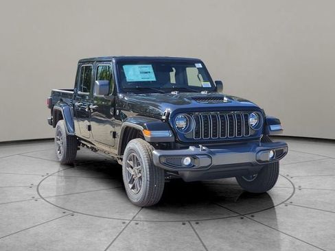 New 2026 Jeep Gladiator Sport AWD/4WD image 14