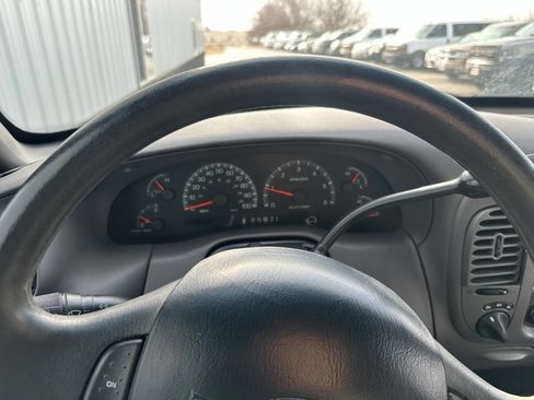 Used 1999 Ford F150 XLT image 18