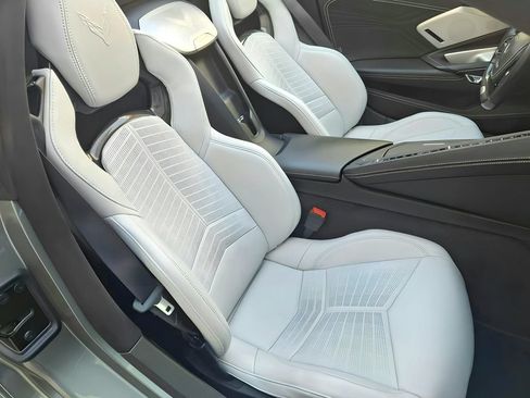 Used 2024 Chevrolet Corvette Z06 RWD image 18