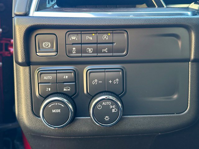 Certified 2025 Chevrolet Tahoe LS AWD/4WD image 24