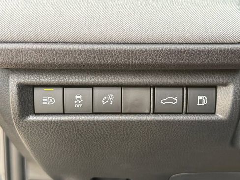 Used 2026 Toyota Camry LE FWD image 23