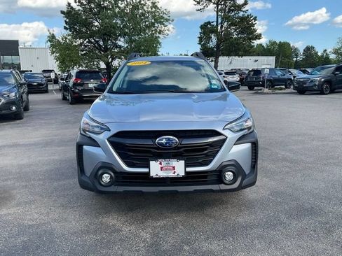 Certified 2024 Subaru Outback Premium AWD/4WD image 2