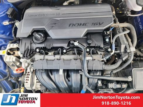Used 2022 Hyundai Elantra SEL w/ Convenience Package FWD image 32