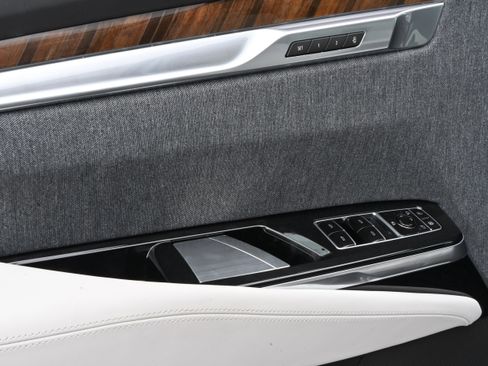 Used 2026 Cadillac Escalade Platinum Sport w/ LPO, ONYX Package image 32