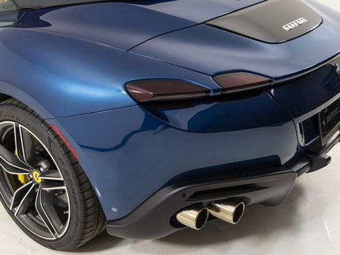 Certified 2025 Ferrari Roma Spider RWD image 32