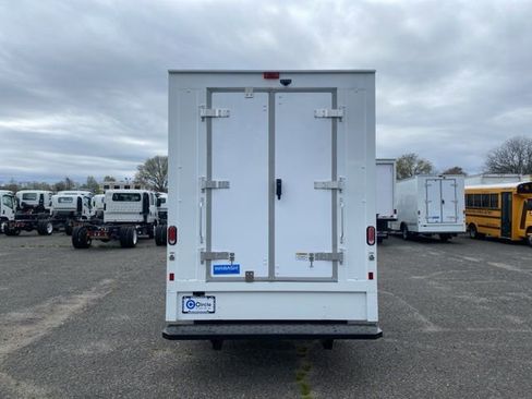 New 2025 Chevrolet Express 3500 w/ Power Convenience Package image 5