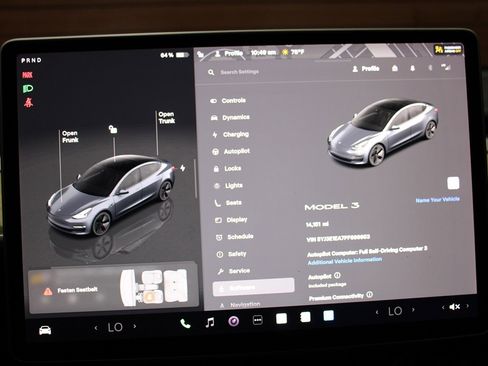 Used 2023 Tesla Model 3 Standard Range image 31