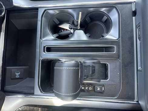 Used 2023 Ford F150 Lariat image 38