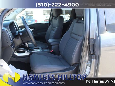 Used 2023 Nissan Frontier SV w/ SV Convenience Package image 12