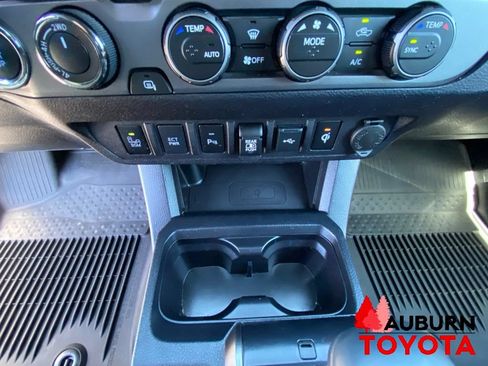 Used 2021 Toyota Tacoma TRD Off-Road w/ Technology Package AWD/4WD image 42