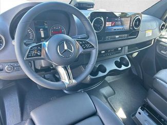 New 2026 Mercedes-Benz Sprinter 2500 video 3