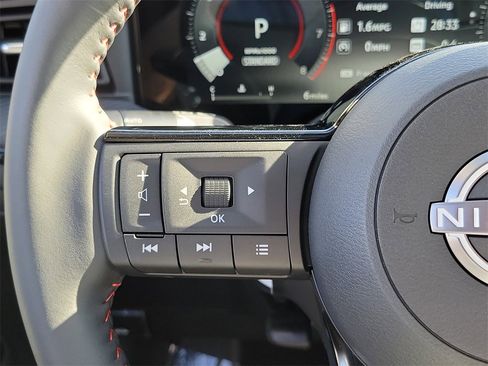 New 2026 Nissan Kicks SR w/ SR Premium Package image 5