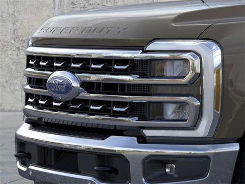 New 2026 Ford F250 Lariat w/ Lariat Ultimate Package image 17