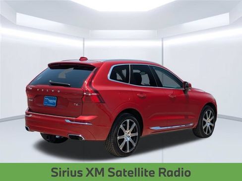 Used 2021 Volvo XC60 T6 Inscription w/ Protection Package Premier AWD/4WD image 6