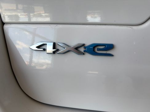 Used 2024 Jeep Grand Cherokee Limited 4xe AWD/4WD image 24