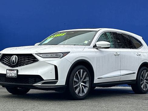 Certified 2025 Acura MDX FWD w/ Technology Package image 7
