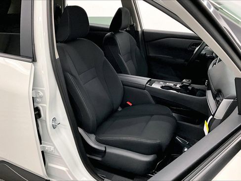 New 2026 Nissan Rogue S FWD image 32