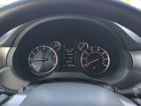 Used 2023 Lexus GX 460 image 28