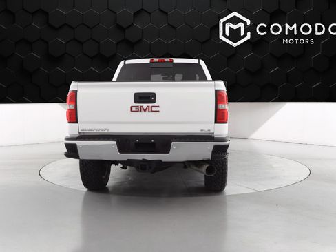 Used 2019 GMC Sierra 2500 SLE image 4