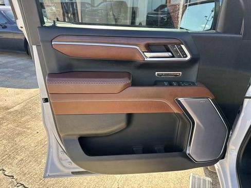 Used 2023 GMC Sierra 1500 Denali Ultimate image 40