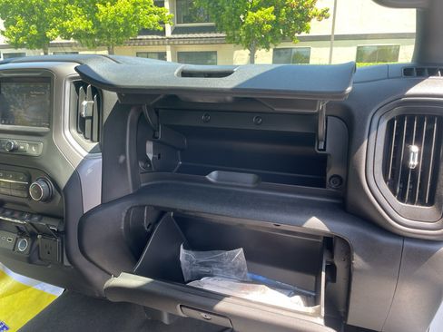 Used 2022 Chevrolet Silverado 2500 Custom w/ Custom Value Package AWD/4WD image 63