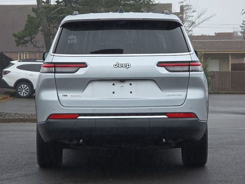 Used 2022 Jeep Grand Cherokee L Limited w/ Luxury Tech Group II image 4