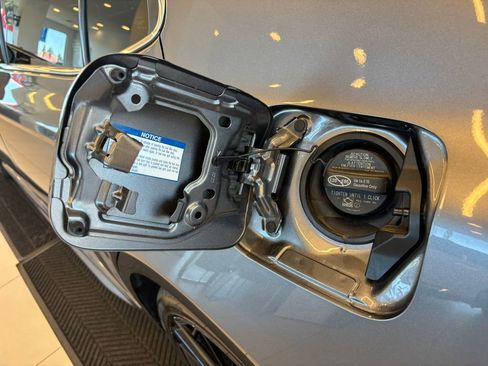 Used 2021 Toyota Camry XSE FWD image 33