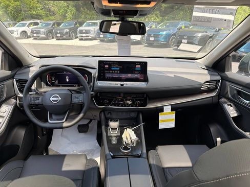 New 2026 Nissan Rogue Platinum AWD/4WD image 23