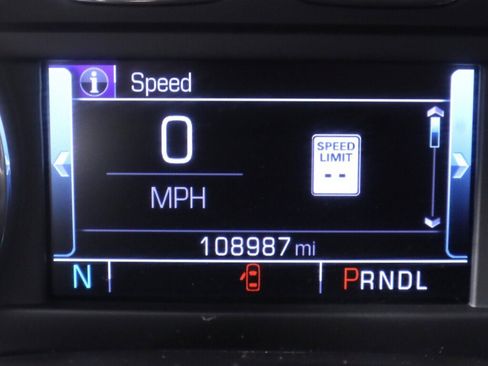 Used 2019 Chevrolet Suburban LT AWD/4WD image 14