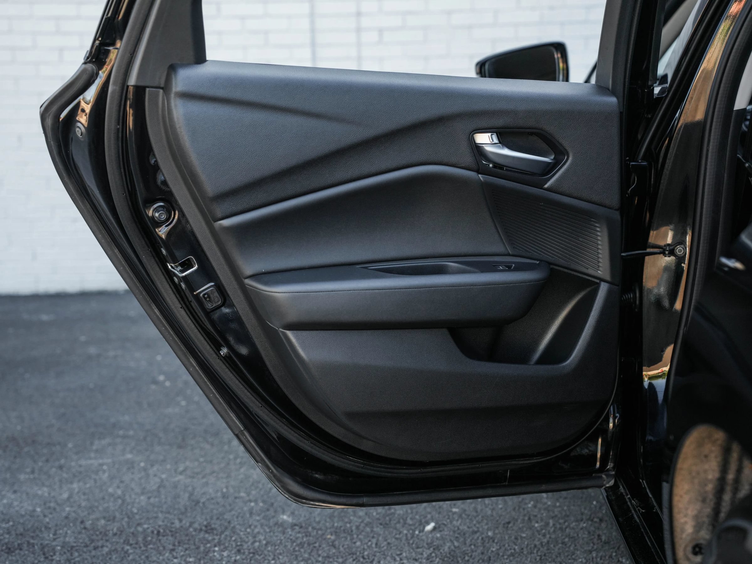 Used 2022 Acura TLX w/ Technology Package FWD image 31