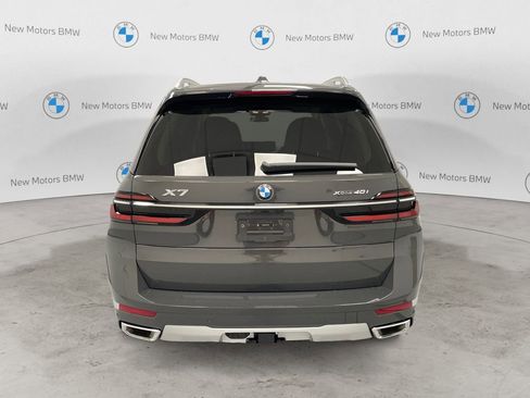 New 2026 BMW X7 xDrive40i image 4
