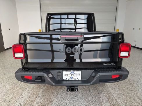 New 2026 Jeep Gladiator Sport image 5