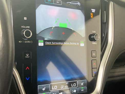 Used 2023 Subaru Outback Limited image 14