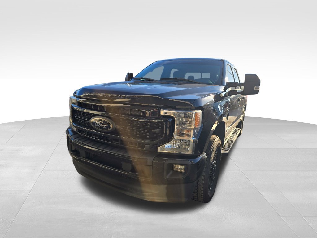 Used 2022 Ford F250 XLT w/ Black Appearance Package AWD/4WD image 6