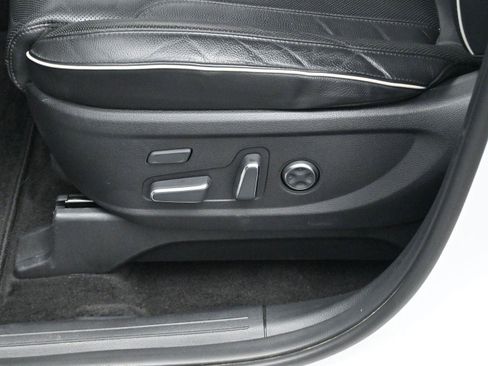 Used 2023 Hyundai Palisade Limited image 16